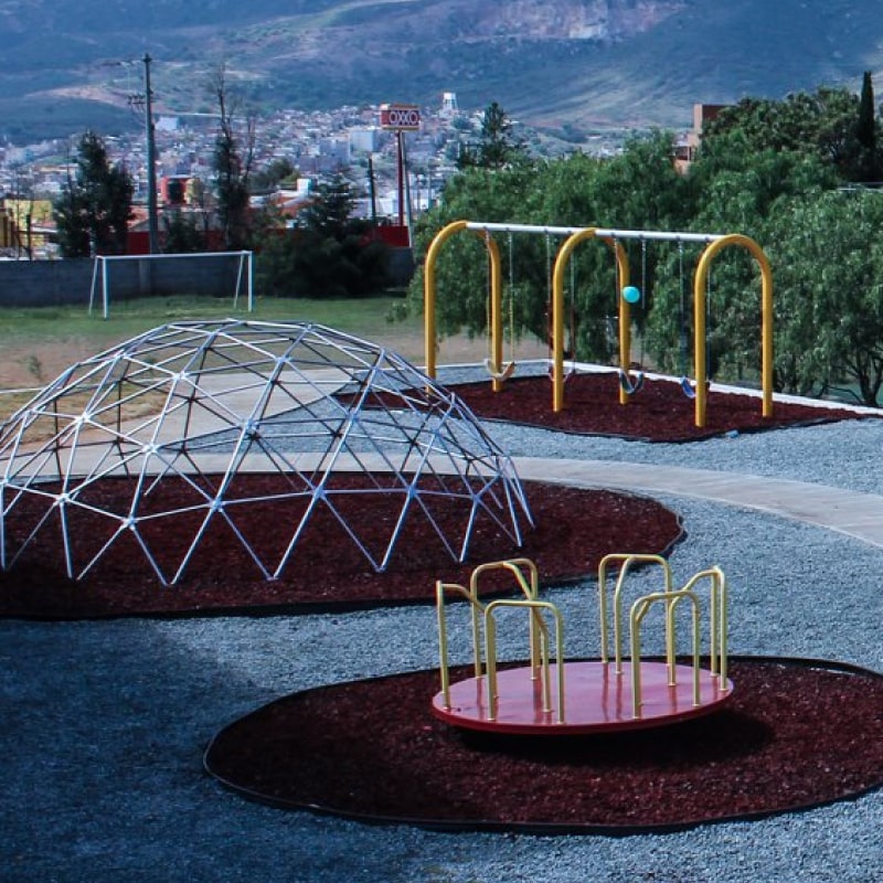 Patio de juegos del Colegio Everest Zacatecas
